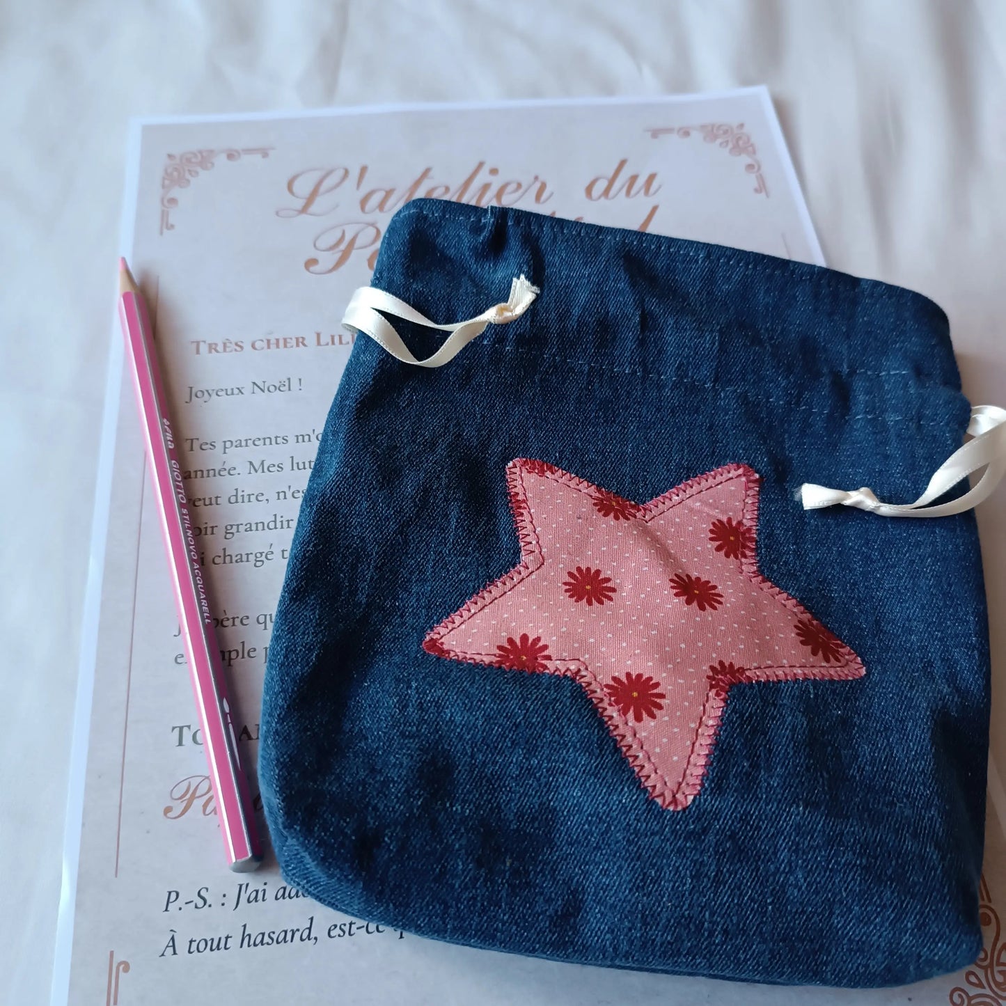 Emballage cadeau réutilisable / pochette cadeau de noel / emballage cadeau de noel / pochon de noel / sac cadeau de noel / idée cadeau de noel / idée cadeau noel 2023 / pochette cadeau pour noel / pochette cadeau tissu / pochon noel / pochon tissu / emballage cadeau noel tissu / emballage cadeau upcyclé