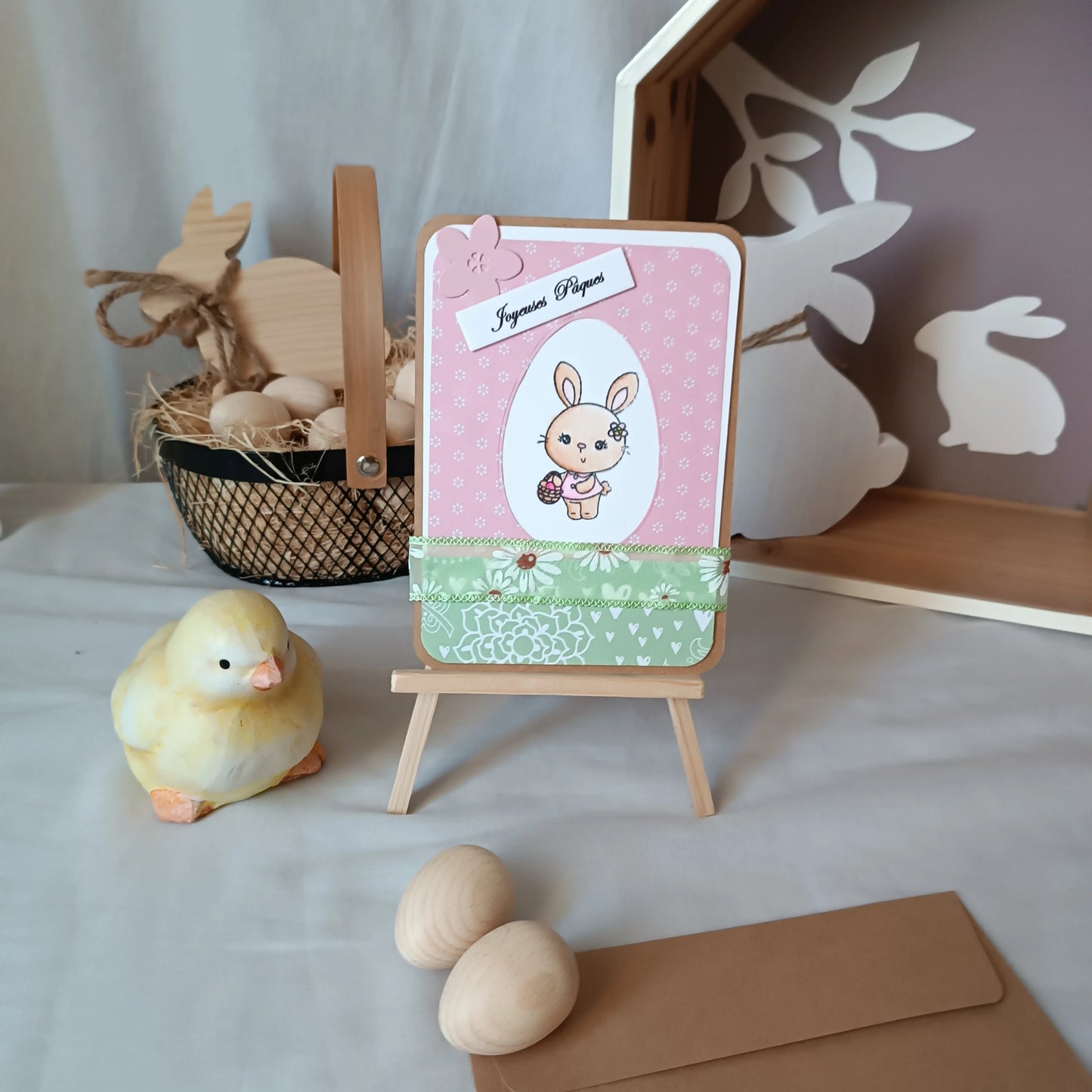 Carte Joyeuses Pâques La douceur du jardin de L'Atelier de Lili la souris, vue principale