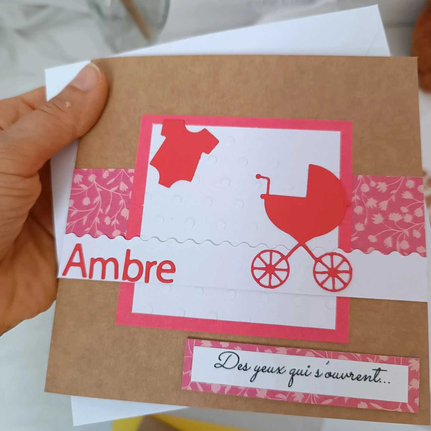 Carte de naissance « Accordons la vie » – Rose - Félicitation naissance - carte de naissance de L’Atelier de Lili la souris - jolie carte de naissance - félicitation pour le bébé -idée cadeau bébé - cadeau naissance - heureuse naissance – nouveau - cadeau nourrisson - cadeau bébé fille - carte naissance personnalisé - cadeau naissance personnalisé – cadeau artisanal