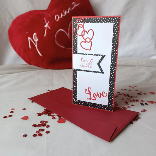 Détail du pop-up sur la carte Saint-Valentin rouge
