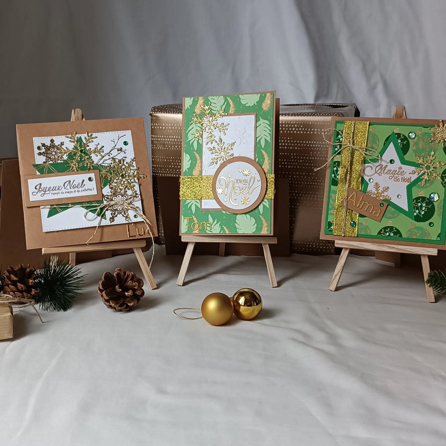 Image de la collection cart de Noël Eclats de Noël de L'ATELIER DE LILI LA SOURIS