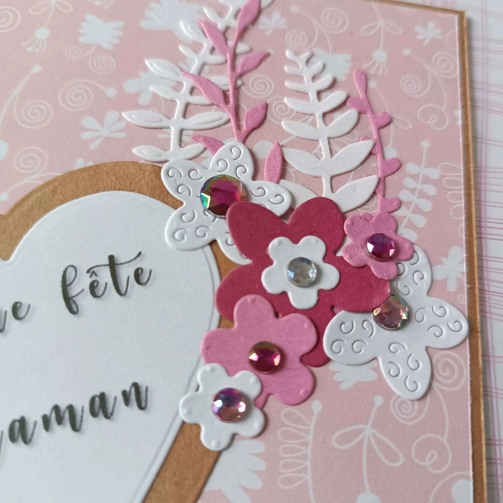 Carte Fête des Mères -Carrée 15x15cm - Cœur en Fleurs de Maman L'Atelier de Lili la souris