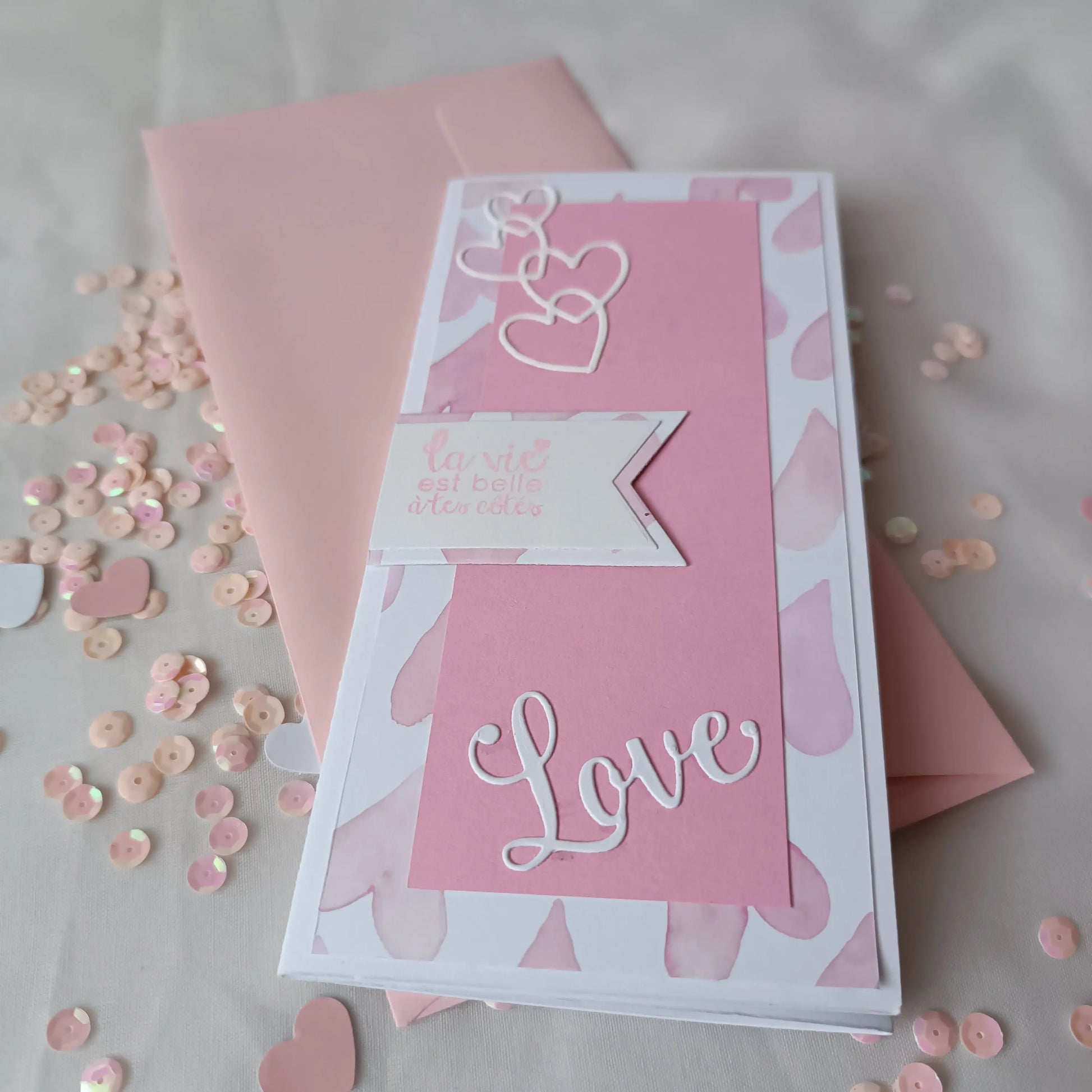Carte de saint valentin POP UP ROSE  - carte de saint valentin artisanale - cadeau saint valentin - idée cadeau saint valentin – carte de vœux saint valentin – carte artisanale de l’atelier de lili la souris - cadeau saint valentin femme - cadeau saint valentin homme - carte de saint valentin - saint valentin -carte saint valentin originale – carte saint valentin rose - carte amoureux - carte d’amour - je t’aime - fêter l’amour - célébrer l’amour