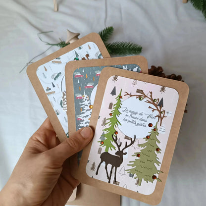 Pack de 3 cartes postales – Noël en 3 cartes : Magie & esprit de Noël - pack de cartes de Noël artisanales avec enveloppes - cartes de Noël chaleureuses et traditionnelles - cartes de vœux originales fabriquées en France - cartes de Noël en papier kraft fait main - cartes de Noël au style traditionnel - cartes de Noël pour accompagner un cadeau - cartes de vœux faites main avec citations - cartes de Noël artisanales à message - cartes de Noël fait main France - cartes de vœux créatives - cartes de vœux écor