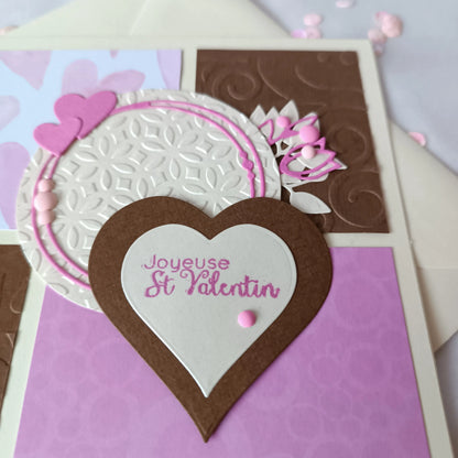 Carte de saint valentin rose et chocolat – l’atelier de lili la souris - carte artisanale saint valentin – carte saint valentin scrapbooking - cadeau saint valentin - idée cadeau saint valentin- cadeau saint valentin femme - cadeau saint valentin homme - carte de saint valentin - saint valentin - cadeau saint valentin ado - carte amoureux - carte d amour, - je t aime - fêter l amour - célébrer l amour