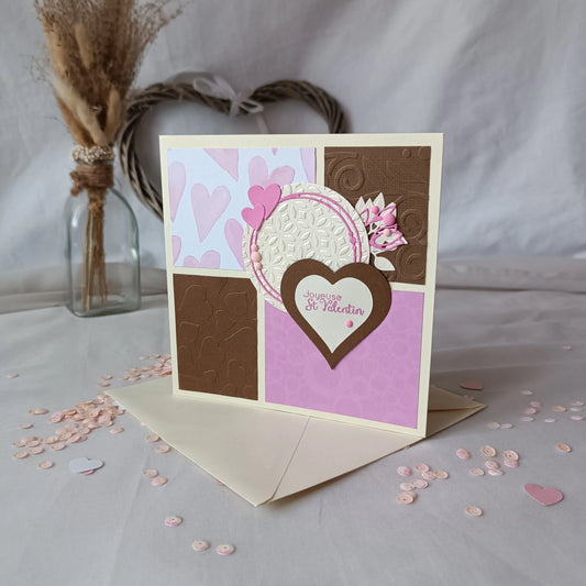 Carte de saint valentin rose et chocolat – l’atelier de lili la souris - carte artisanale saint valentin – carte saint valentin scrapbooking - cadeau saint valentin - idée cadeau saint valentin- cadeau saint valentin femme - cadeau saint valentin homme - carte de saint valentin - saint valentin - cadeau saint valentin ado - carte amoureux - carte d amour, - je t aime - fêter l amour - célébrer l amour