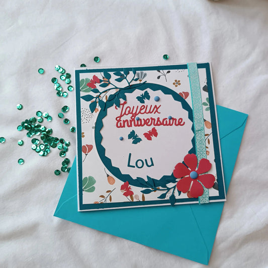 Carte anniversaire rouge et verte émeraude, autre angle de la création