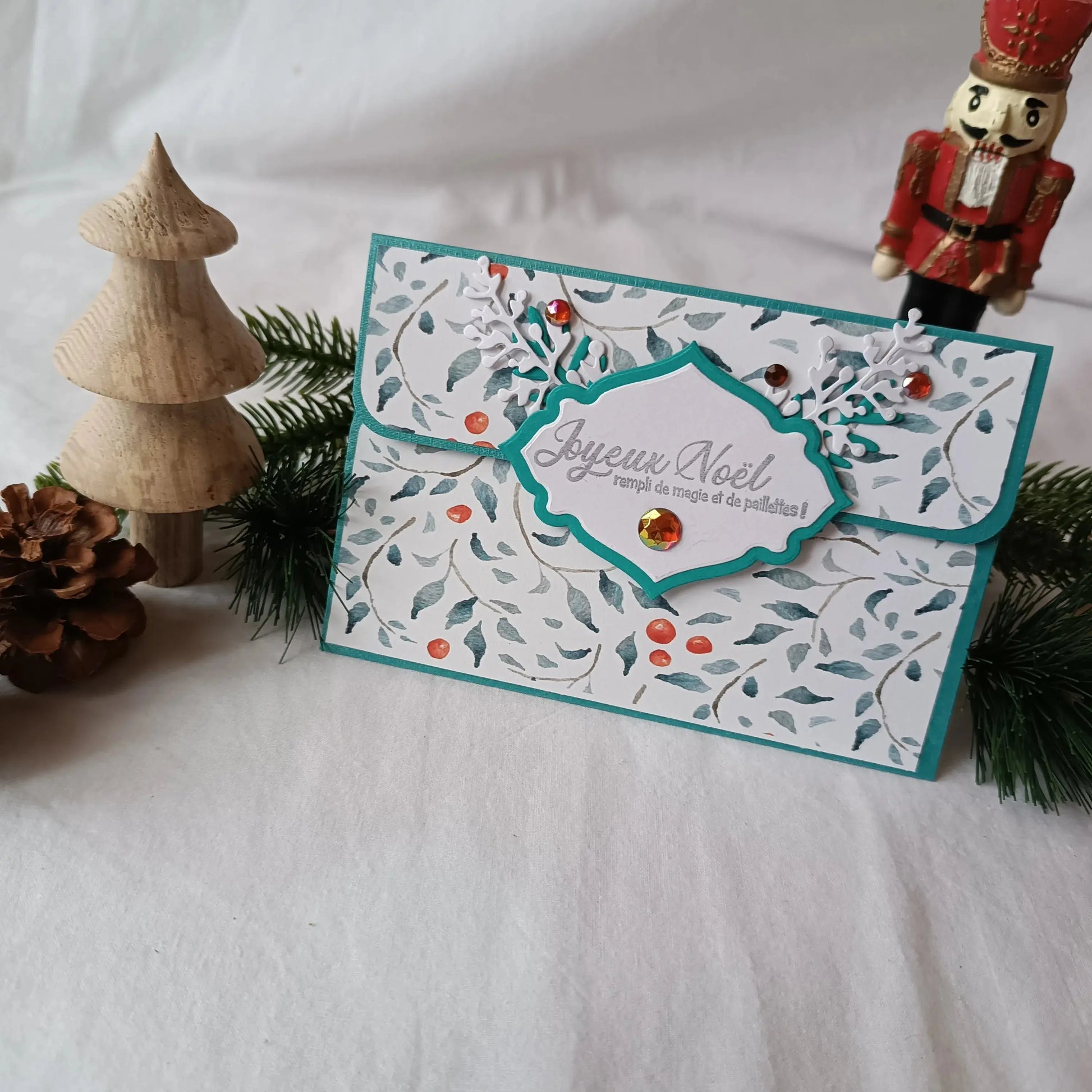 pochette carte-cadeau de noel - carte de voeux 2024 - idée cadeau noël - noël 2024 - cadeau noël 2024 - carte de noël -pochette carte-cadeau de noël vert émeraude de L’Atelier de Lili la souris