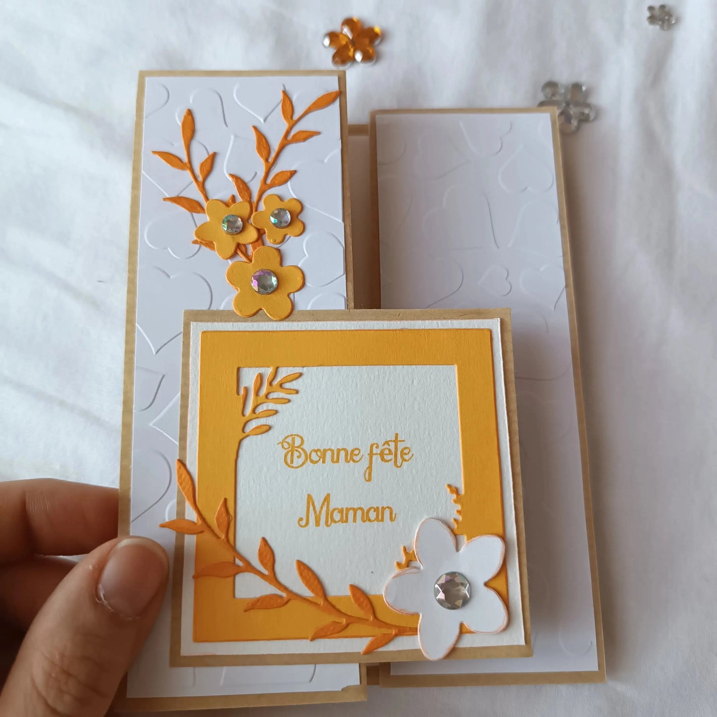 Carte bonne fête maman de l'Atelier de Lili la souris/ Carte bonne fête maman / carte pour maman / carte fête des mères / jolie carte bonne fête maman / cadeau fête des mères / idée cadeau fêtes des mères / bonne fête Maman / idée cadeau maman / idée cadeau fête des maman / cadeau pour maman / cadeau fait-main pour maman