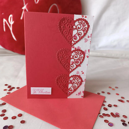 carte Saint-valentin artisanale – fait-main – carte romantique - Carte de saint valentin de L’Atelier de Lili la souris - cadeau saint valentin 2025 - idée cadeau saint valentin - cadeau saint valentin femme - cadeau saint valentin homme - carte de saint valentin 2025 - saint valentin 2025 - cadeau saint valentin ado - carte amoureux - carte d’amour - je t’aime - fêter l’amour - célébrer l’amour - mots d’amour