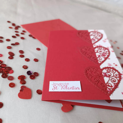 carte Saint-valentin artisanale – fait-main – carte romantique - Carte de saint valentin de L’Atelier de Lili la souris - cadeau saint valentin 2025 - idée cadeau saint valentin - cadeau saint valentin femme - cadeau saint valentin homme - carte de saint valentin 2025 - saint valentin 2025 - cadeau saint valentin ado - carte amoureux - carte d’amour - je t’aime - fêter l’amour - célébrer l’amour - mots d’amour
