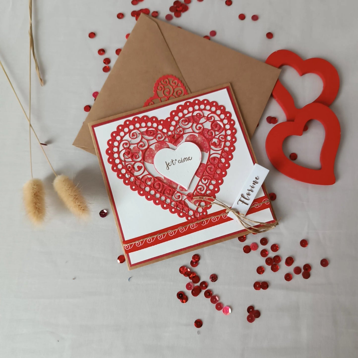 carte de Saint-Valentin artisanale rouge - carte de Saint-Valentin faite main - carte Saint-Valentin personnalisée -carte de vœux Saint-Valentin - carte amour artisanale - carte je t’aime artisanale -carte romantique faite main -carte Saint-Valentin originale - carte Saint-Valentin couple - carte de Saint-Valentin artisanale personnalisée - carte Saint-Valentin cœur rose - carte Saint-Valentin scrapbooking - carte de Saint-Valentin avec prénom - carte faite main pour la Saint-Valentin - carte artisanale pou
