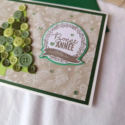Carte de vœux bonne année sapin en boutons de L’Atelier de Lili la souris - Carte de vœux 2025 - carte bonne année 2025 - Carte bonne année - meilleurs vœux 2024 - carte de nouvel an - vœux de nouvel an - nouvel année 2025 - meilleurs vœux 2025 - présenter vœux 2025 - bonne année 2025 - carte de vœux année 2025 - vœux 2025