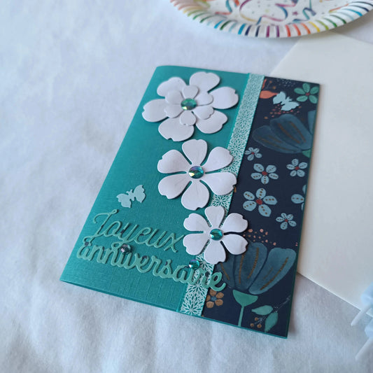Carte anniversaire bleue, vue d'ensemble