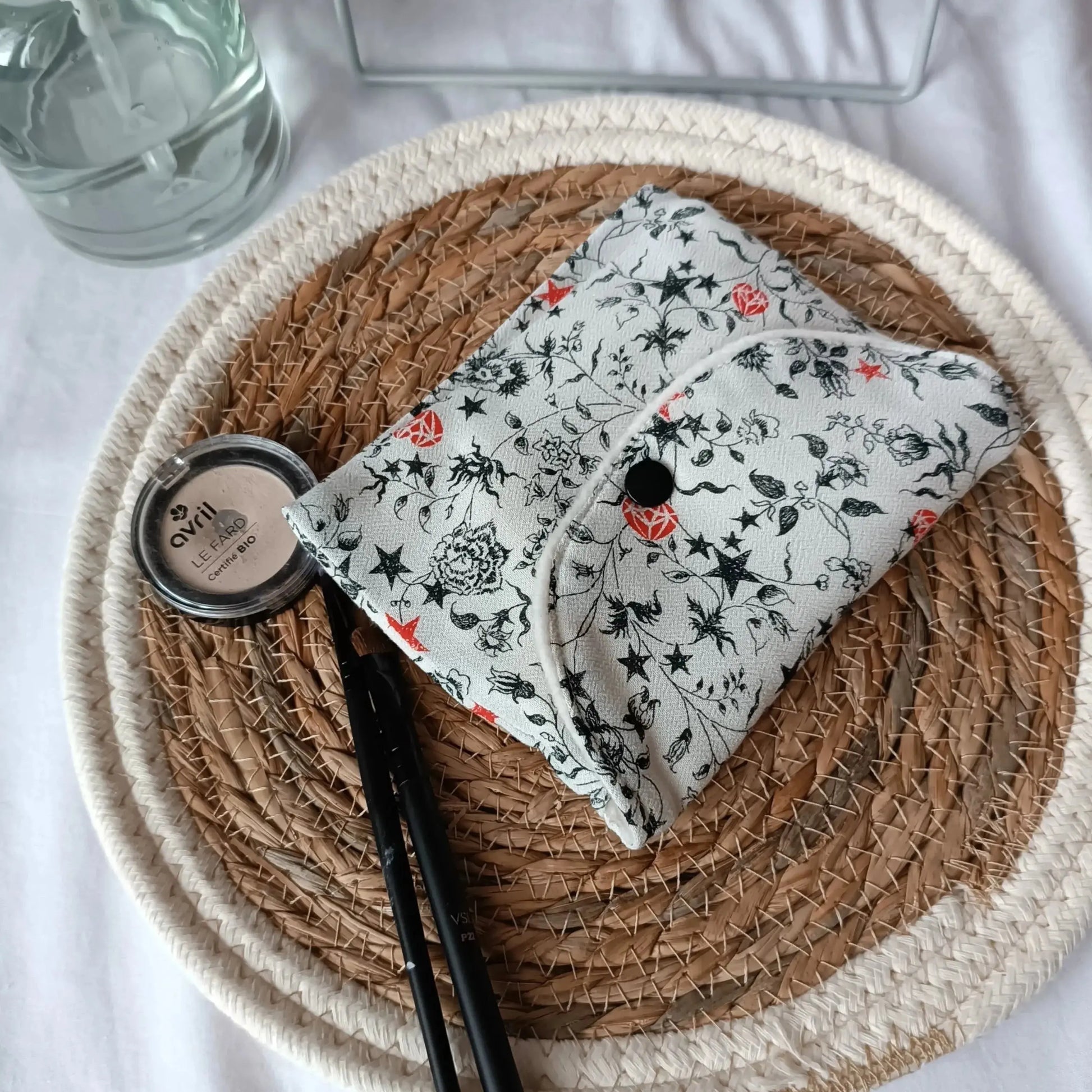 Lingettes démaquillantes / lingettes lavables / lingettes réutilisable / accessoires zéro déchet / lingettes écoresponsable / lingettes éponge de bambou / lingette démaquillante lavable / lot de 3 lingettes démaquillantes lavables / pochette et lingettes démaquillantes