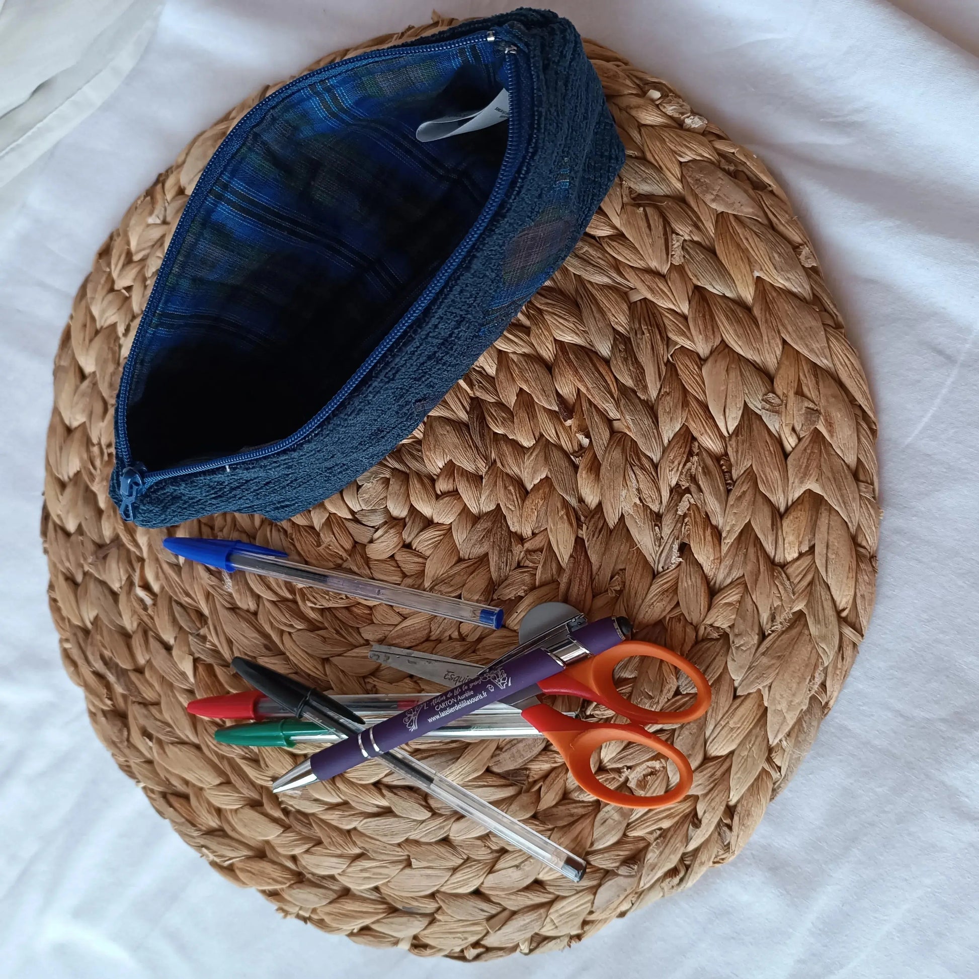 Trousse à crayons bleu marine - entièrement doublée Récup' Tissu de Lili